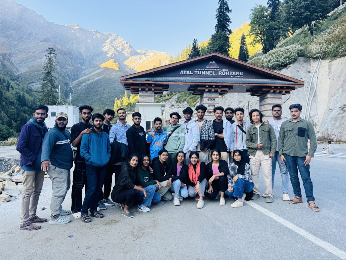 HCET – CS Department to DELHI – AGRA – KULLU – MANALI